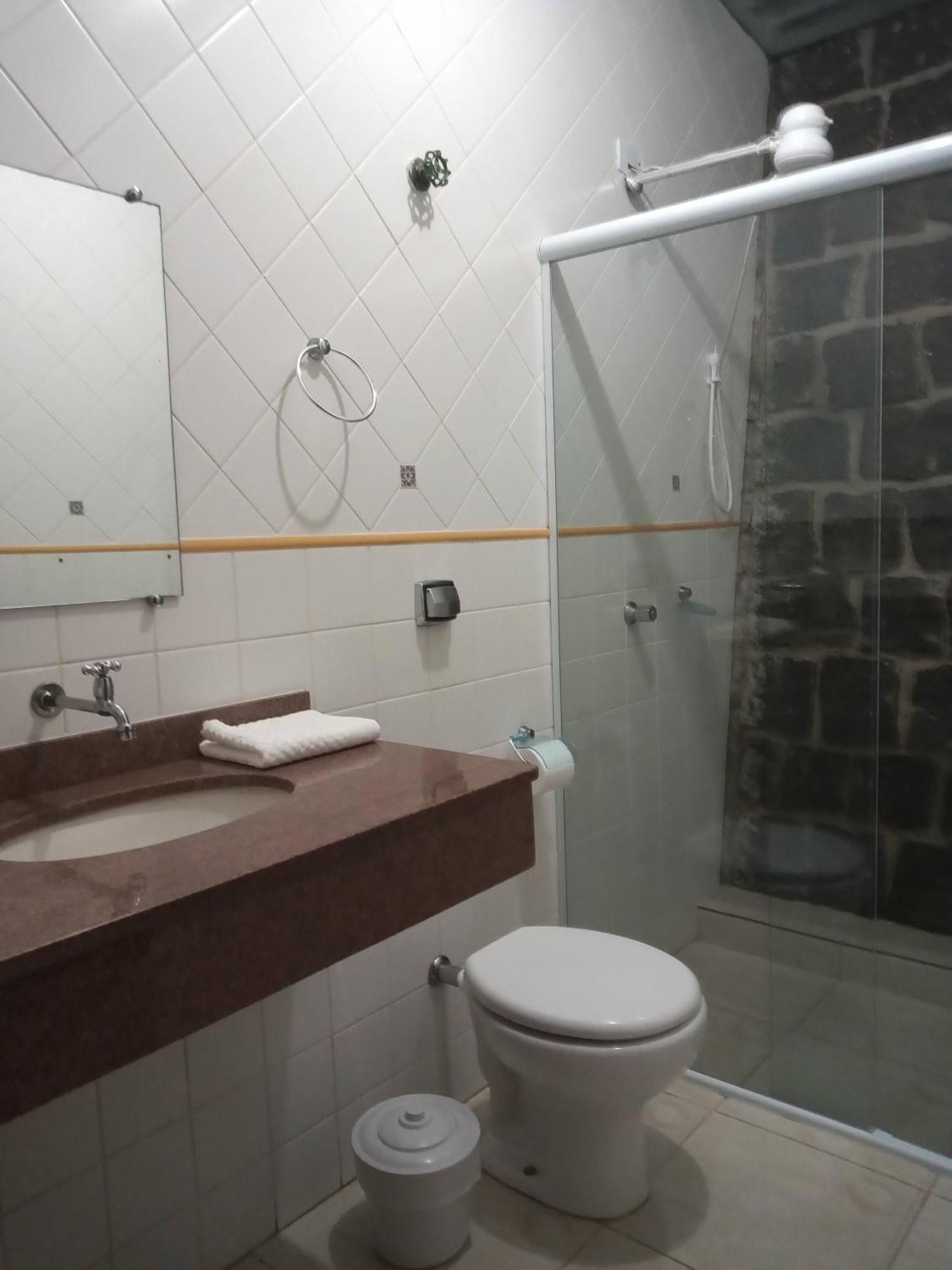 Suites Brilho Do Sol 乌巴图巴 外观 照片