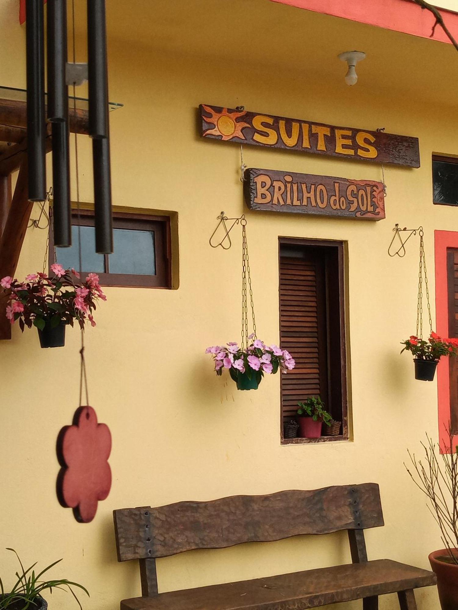 Suites Brilho Do Sol 乌巴图巴 外观 照片